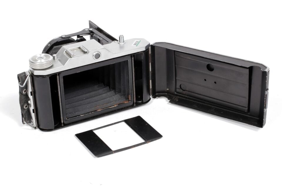 Beier Beirax II 6X9 / 6X4.5 folding camera 105mm F4.5 Bonotar lens + case  #9018